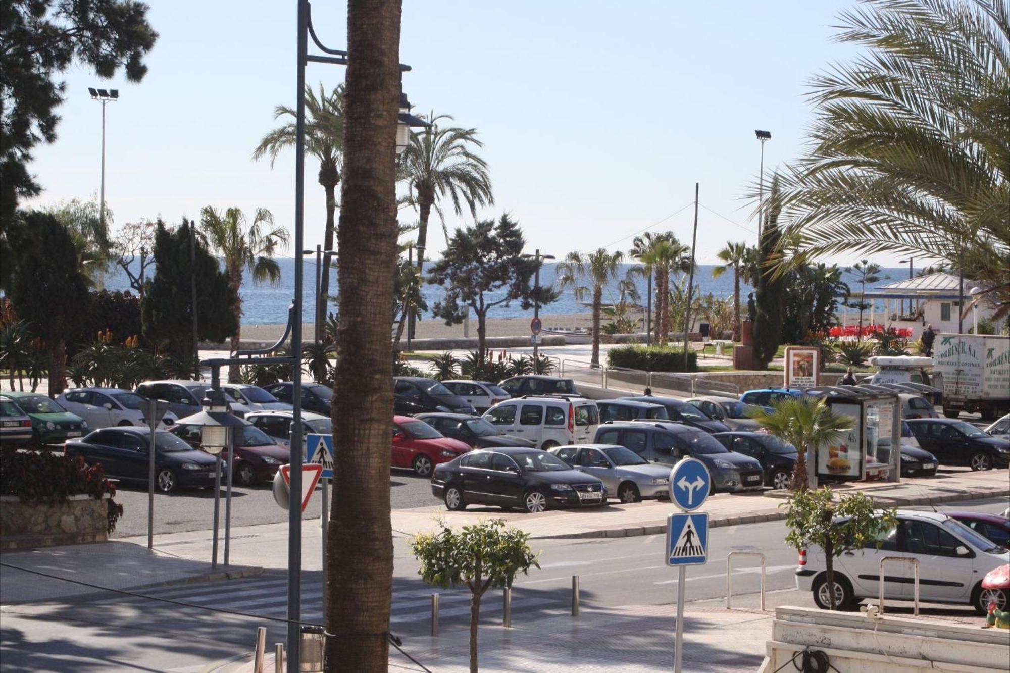 Las Americas - Mares Torre Del Mar Luaran gambar