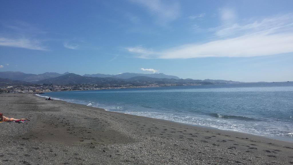 Las Americas - Mares Torre Del Mar Luaran gambar