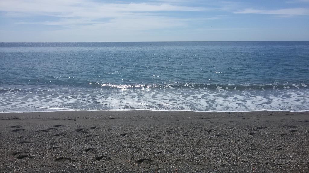Las Americas - Mares Torre Del Mar Luaran gambar